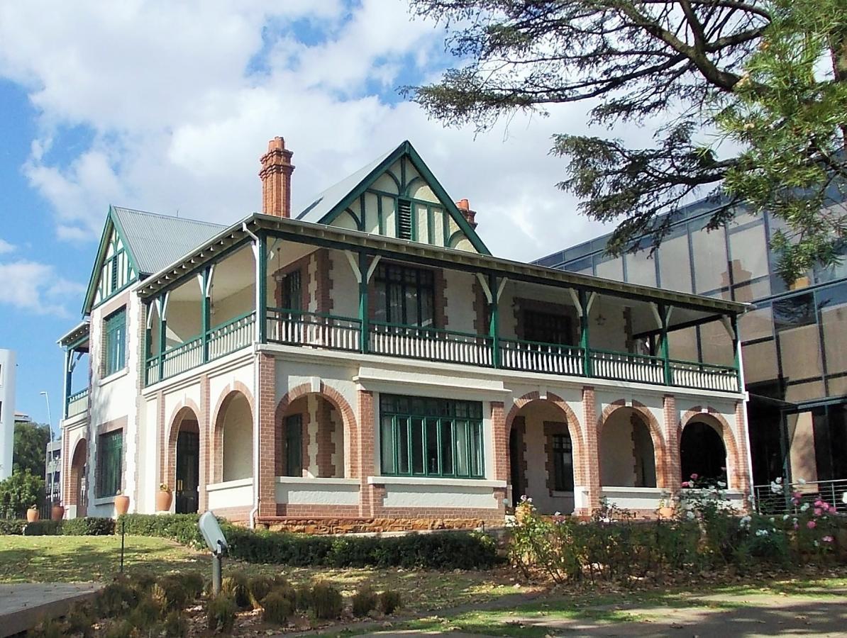 Sir William Hoy (18681930) His life beyond Hermanus The Heritage